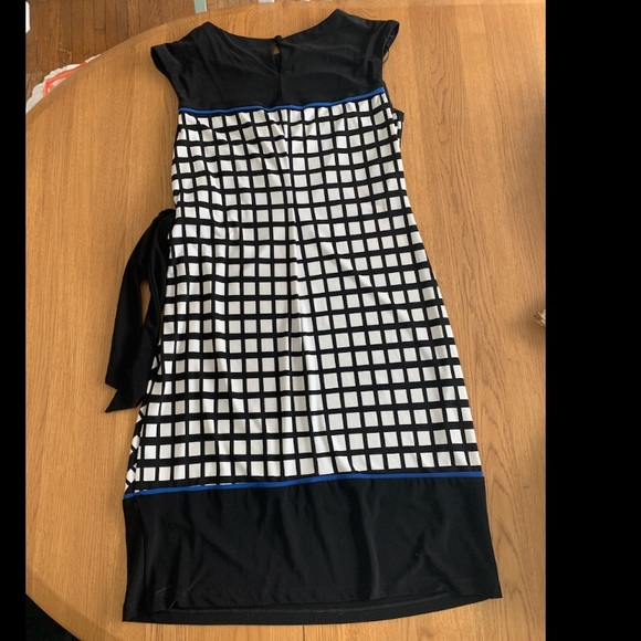 LAST CHANCE— R&d dress - Picture 2 of 3